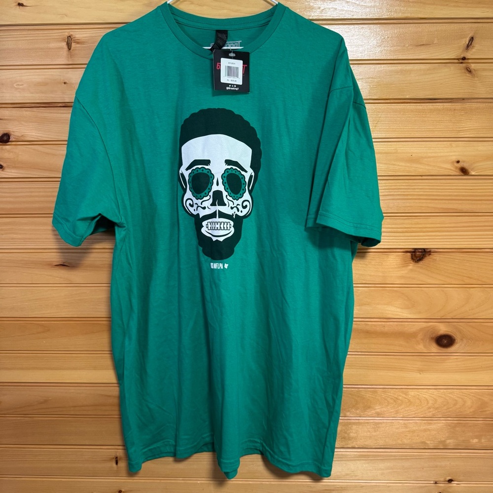 Darius Slay Sugar Skull Breaking T NWT Philadelphia Eagles NFL Men’s XL